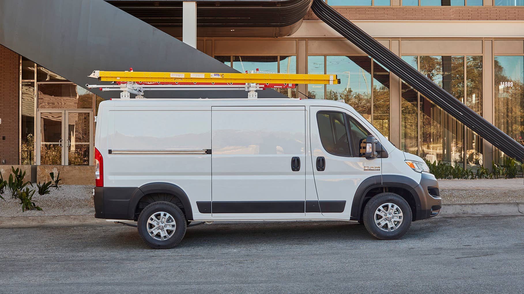 2023 Ram ProMaster passenger's side profile