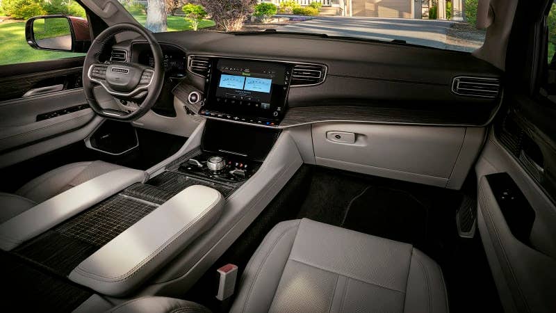 2022 Jeep Wagoneer
