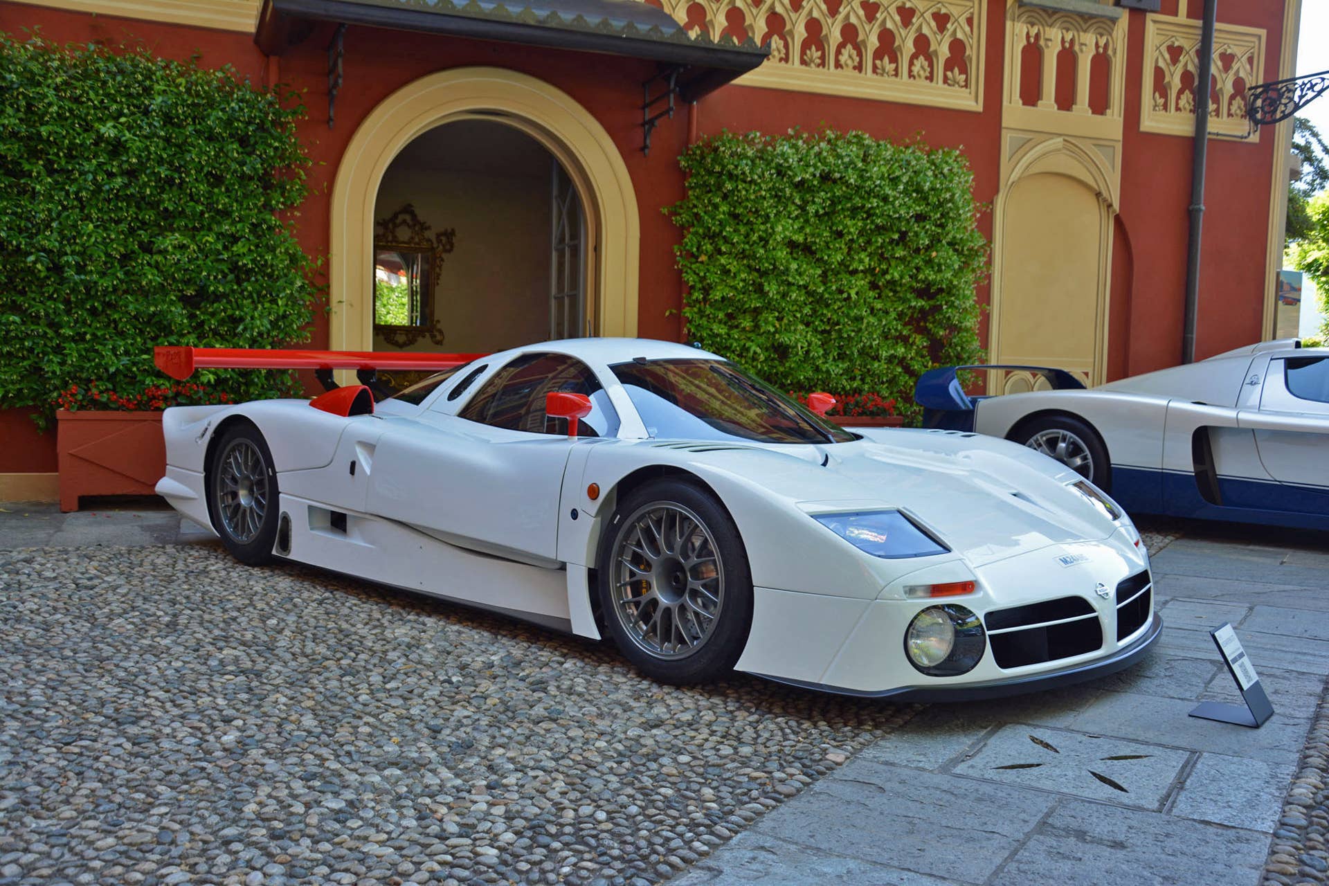 1998 Nissan R390 GT1
