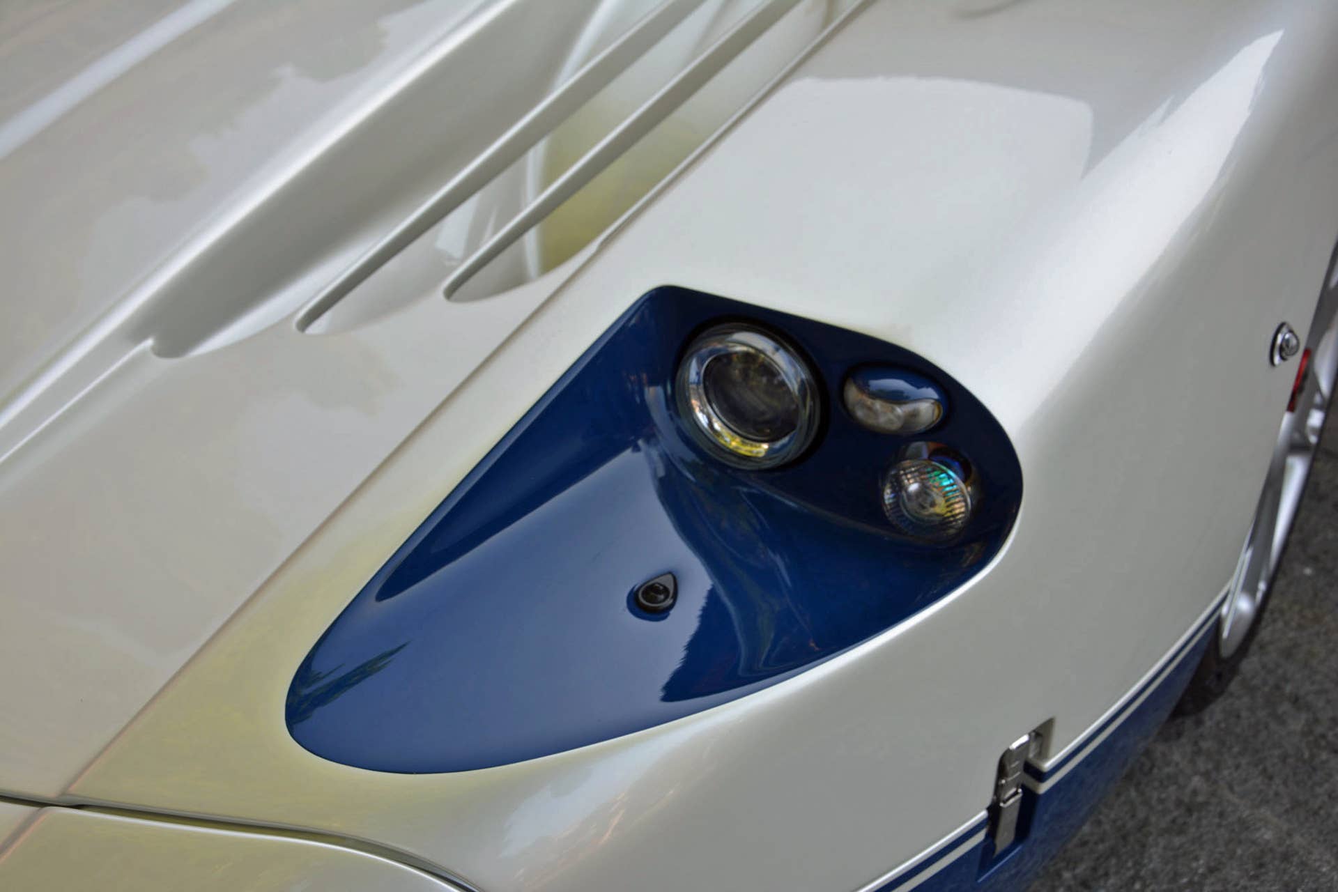 2004 Maserati MC12