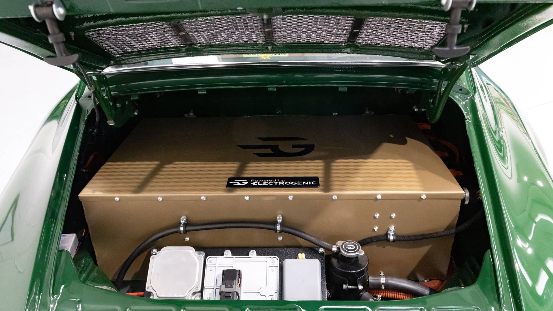 Electrogenic creates a plug-and-play e-conversion kit for the Porsche ...