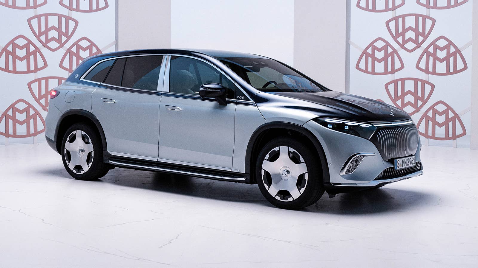 Mercedes-Maybach EQS 680 SUV