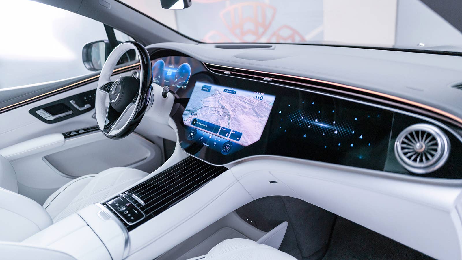Mercedes-Maybach EQS 680 SUV