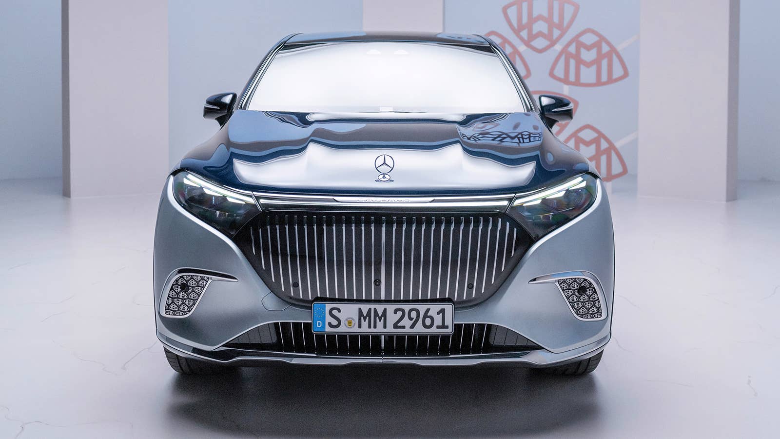 Mercedes-Maybach EQS 680 SUV
