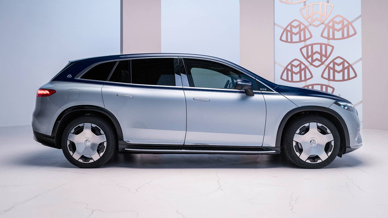 Mercedes-Maybach EQS 680 SUV