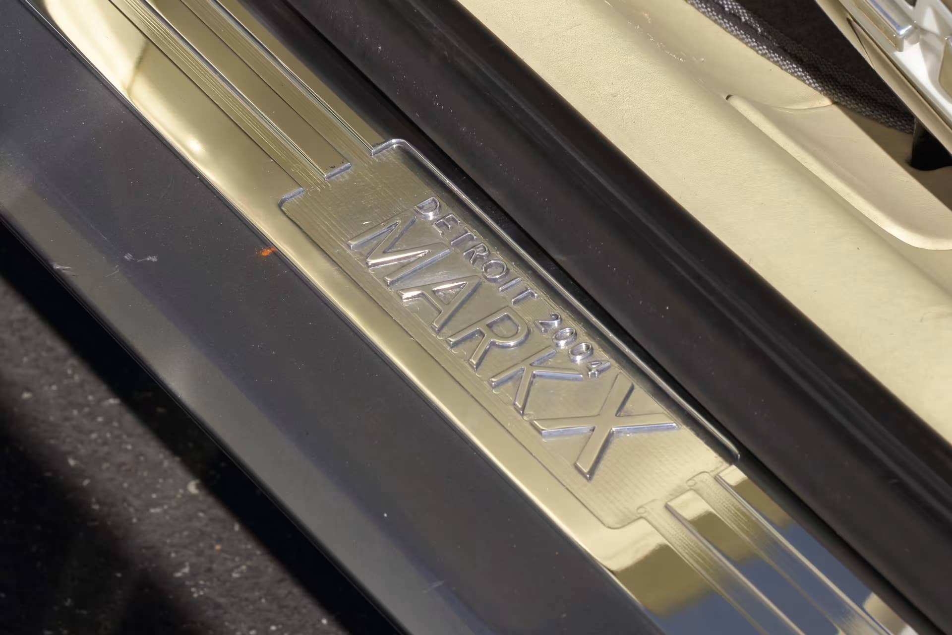 2004 Lincoln Mark X concept car