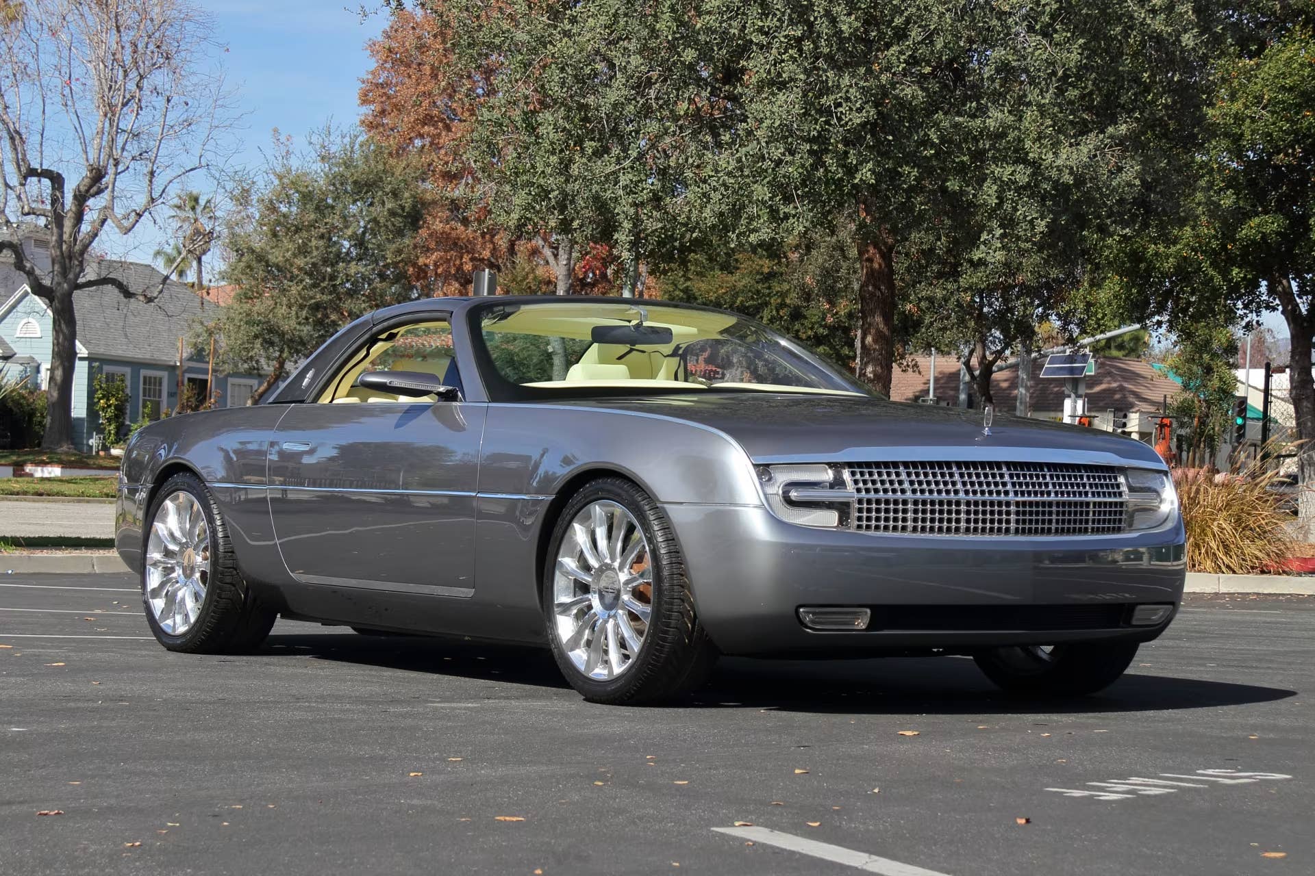 2004 Lincoln Mark X concept car