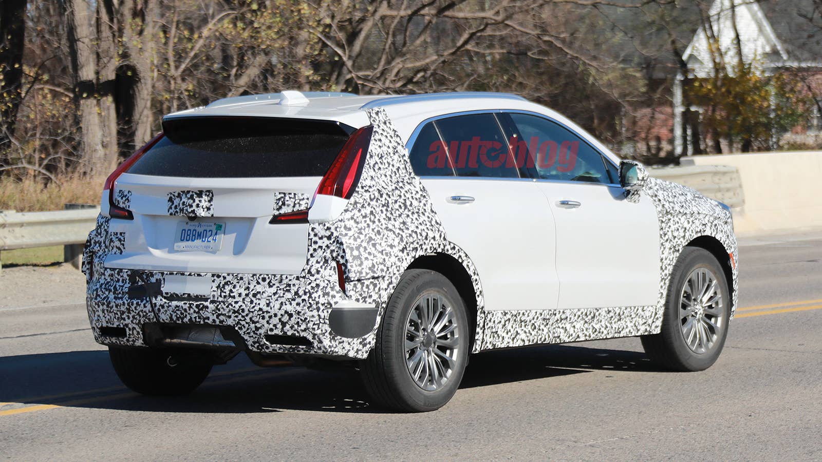 2024 Cadillac XT4 prototype