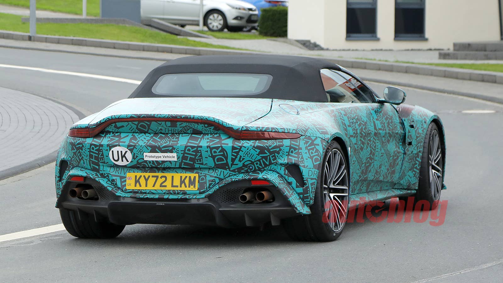 Aston Martin Vantage Volante prototype