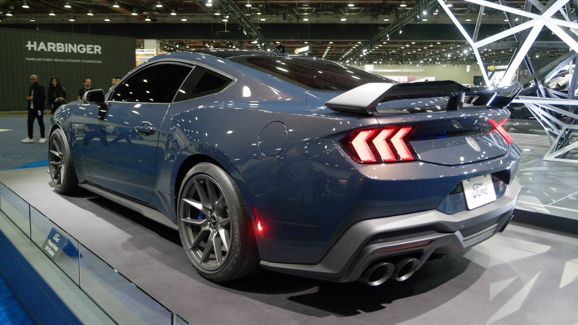 Ford Mustang Dark Horse