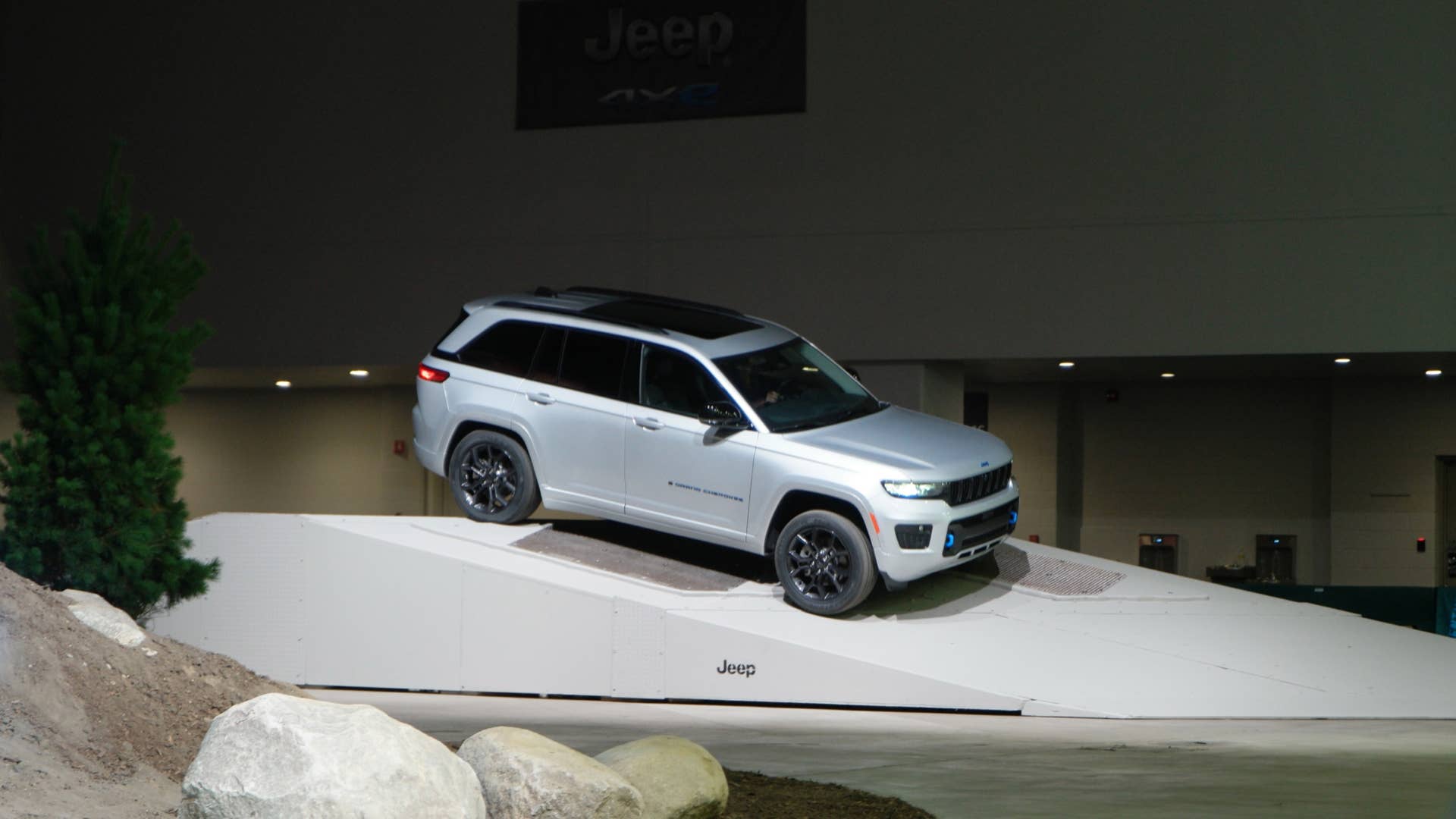 2023 Jeep Grand Cherokee 4xe 30th Anniversary Edition