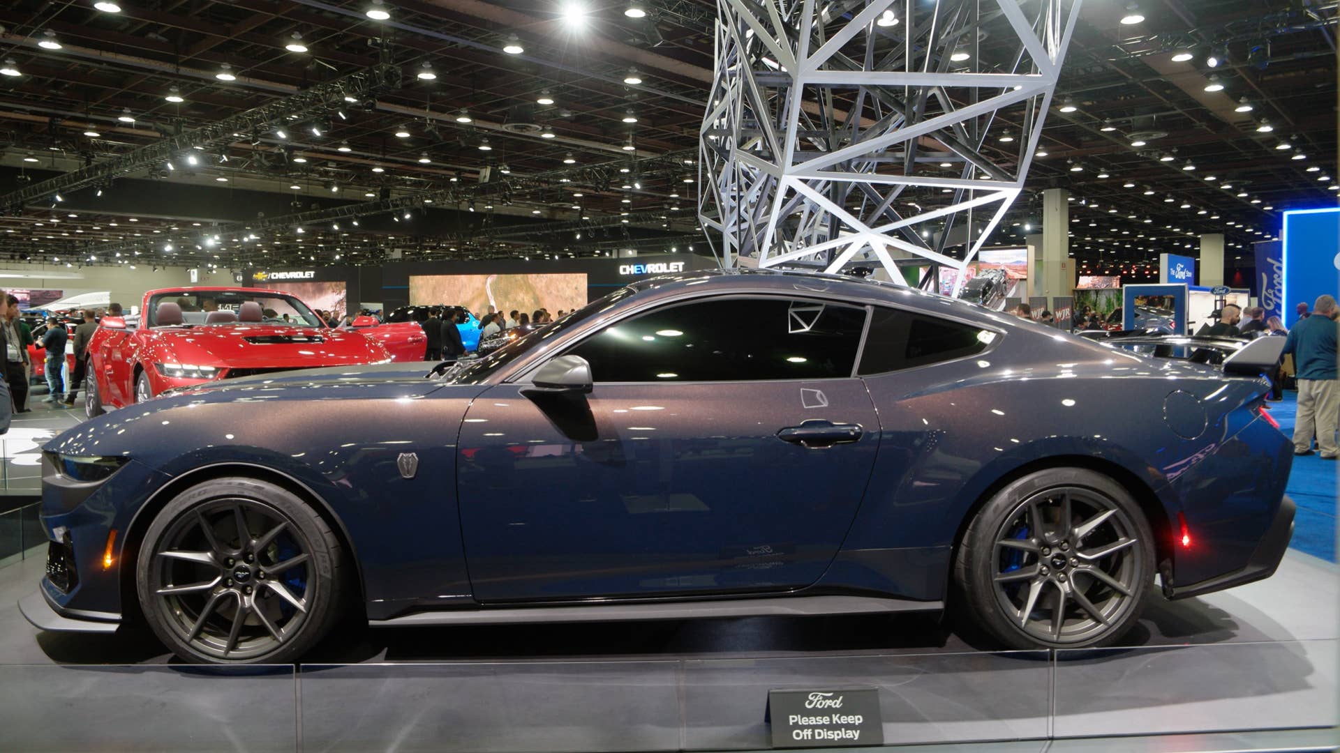 Ford Mustang Dark Horse