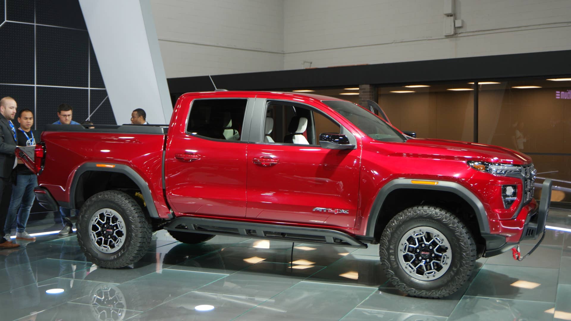 2023 GMC Canyon