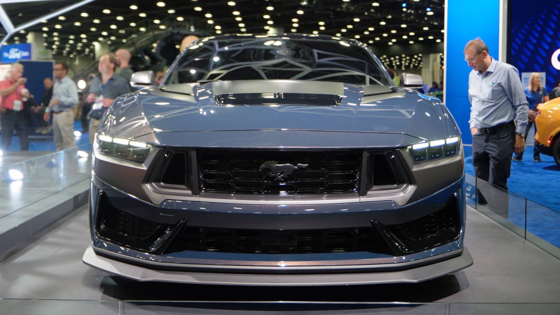 Ford Mustang Dark Horse