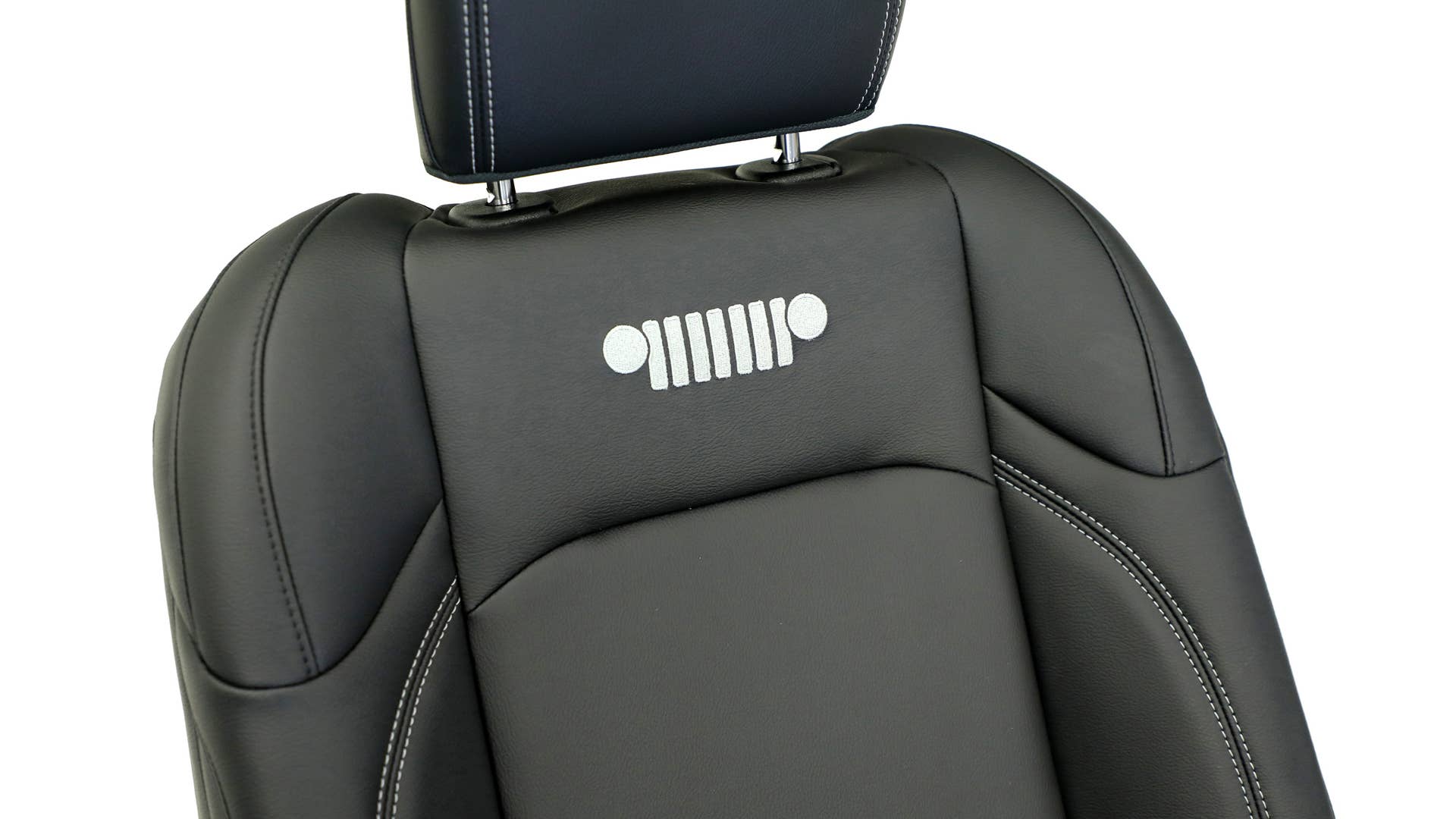 The JPP Heavy-duty seats are made with durable Katzkin vinyl to provide surface protection against the most extreme conditions, including water, mildew, scuffs, tears, fading and even the most unpredictable elements, such as kid spills.