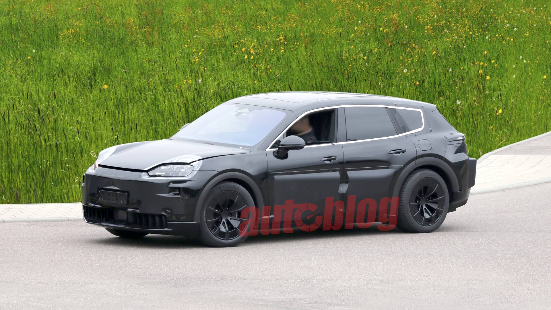 Larger Porsche crossover EV caught in new spy photos, but is it a K1 ...