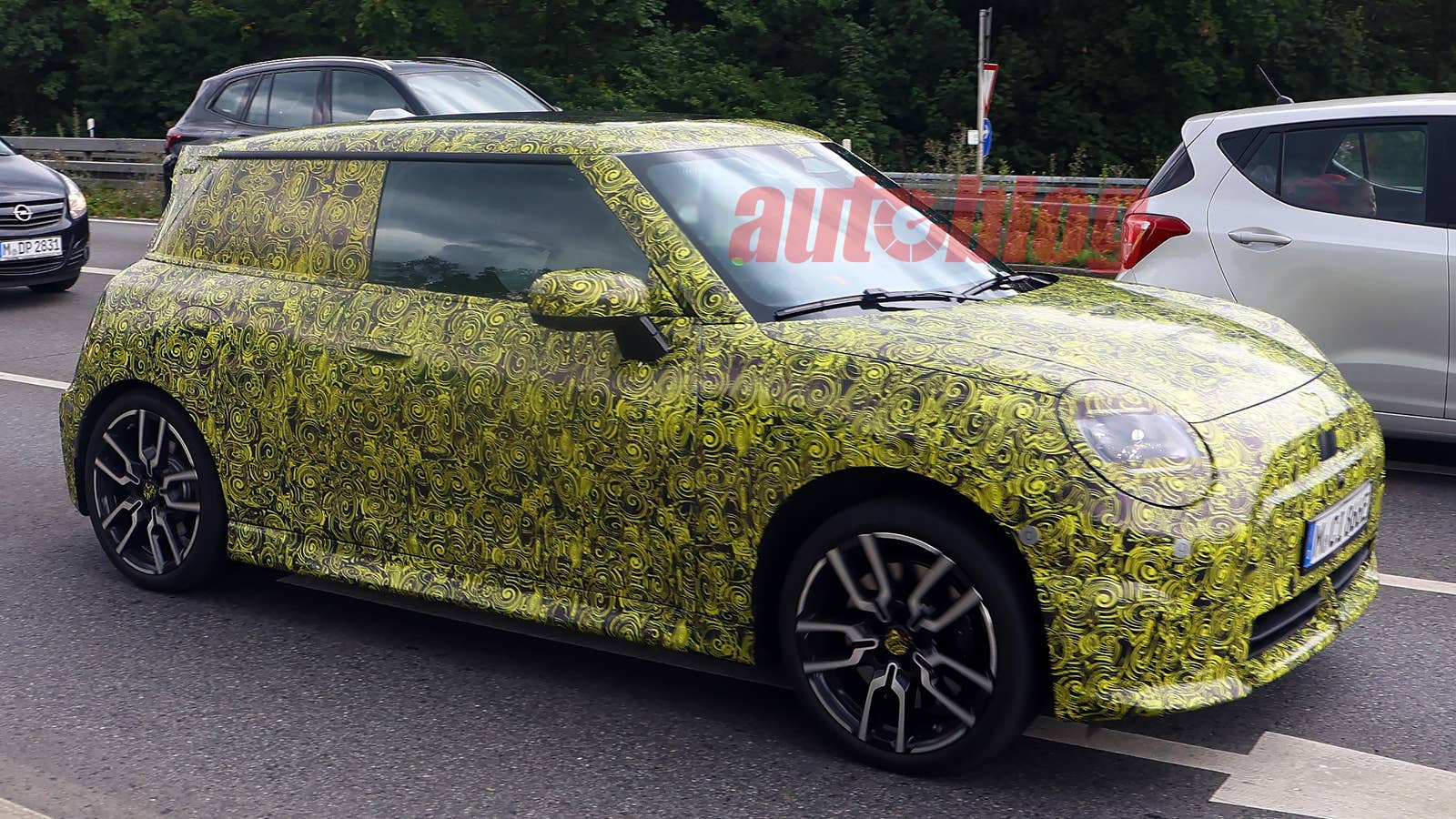 Mini John Cooper Works EV