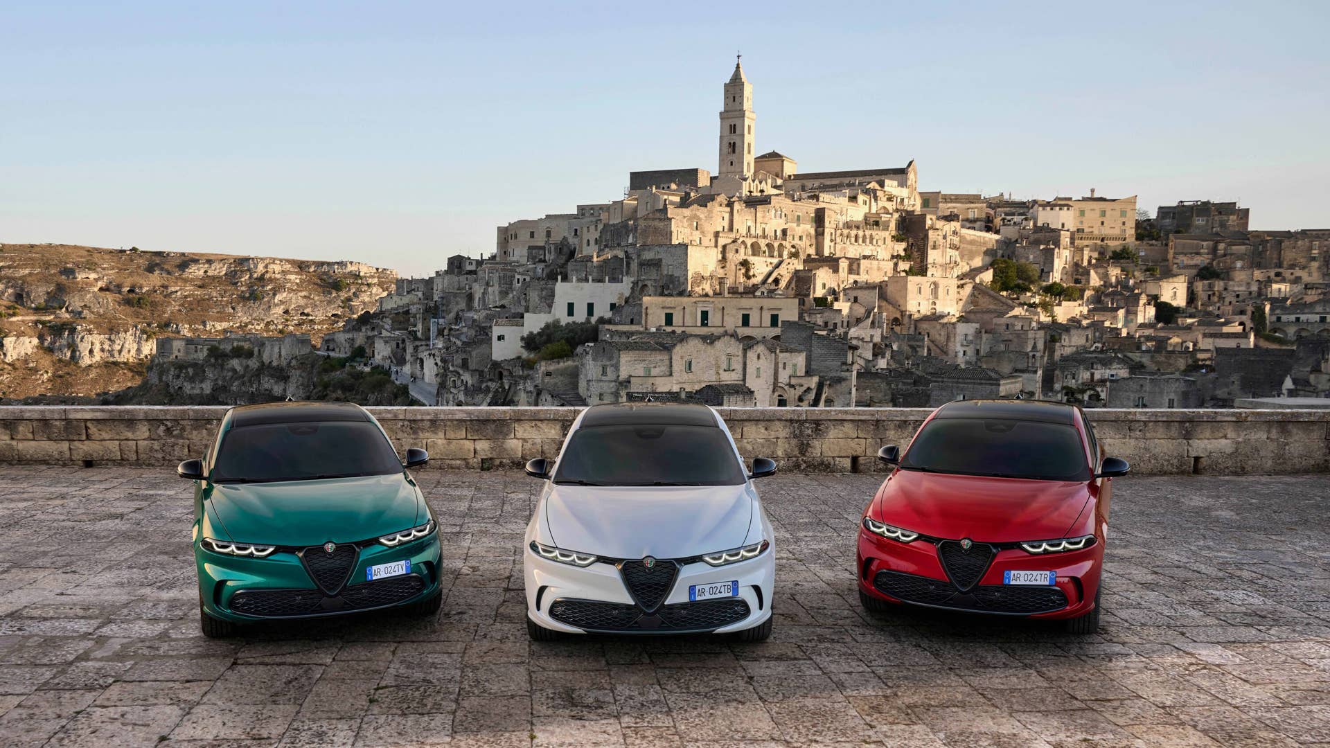 2024 Alfa Romeo Tonale Tributo Italiano Special Series (European Spec)