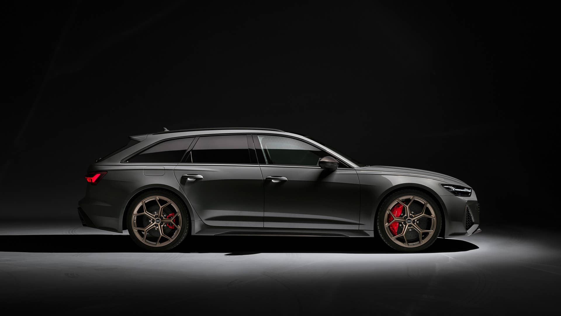 Static photo, Colour: Nimbus grey in Pearl Effect