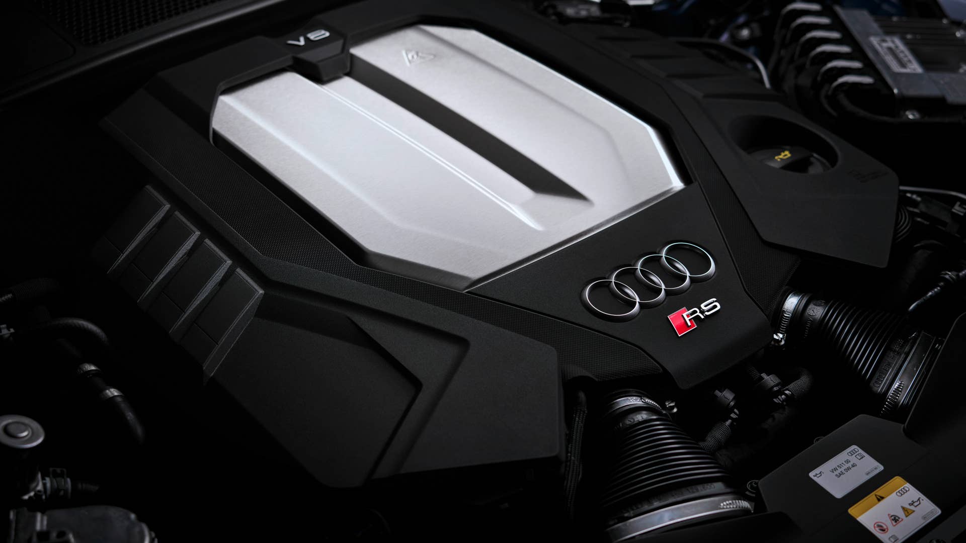Engine compartment