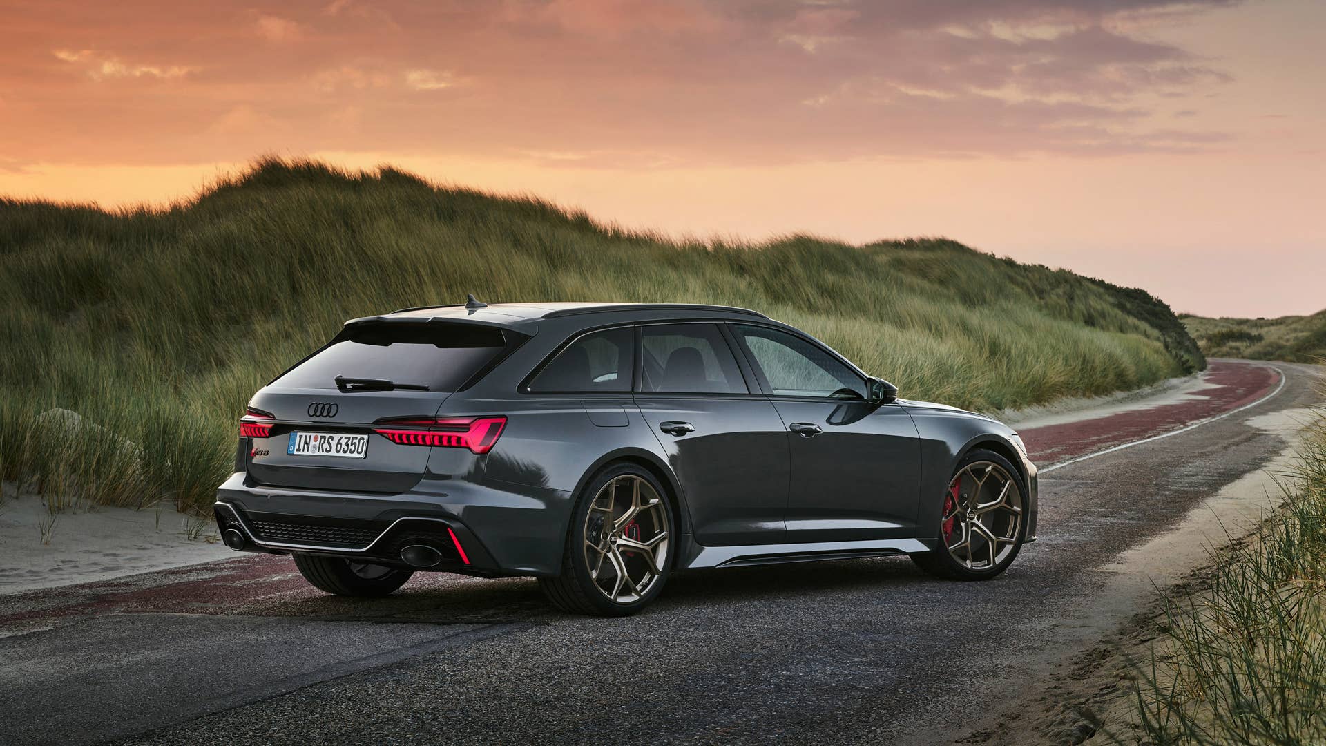 Static photo, Colour: Nimbus grey in Pearl Effect