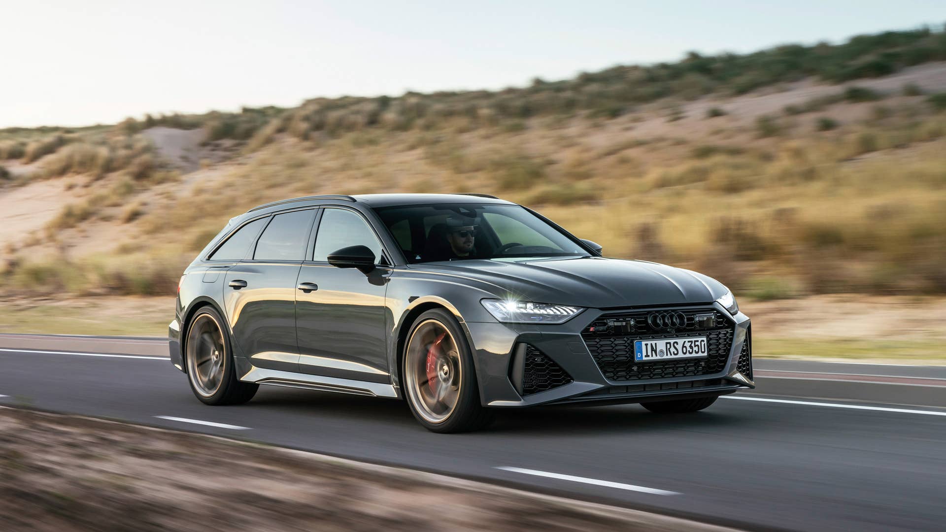 Dynamic photo, Colour: Nimbus grey in Pearl Effect