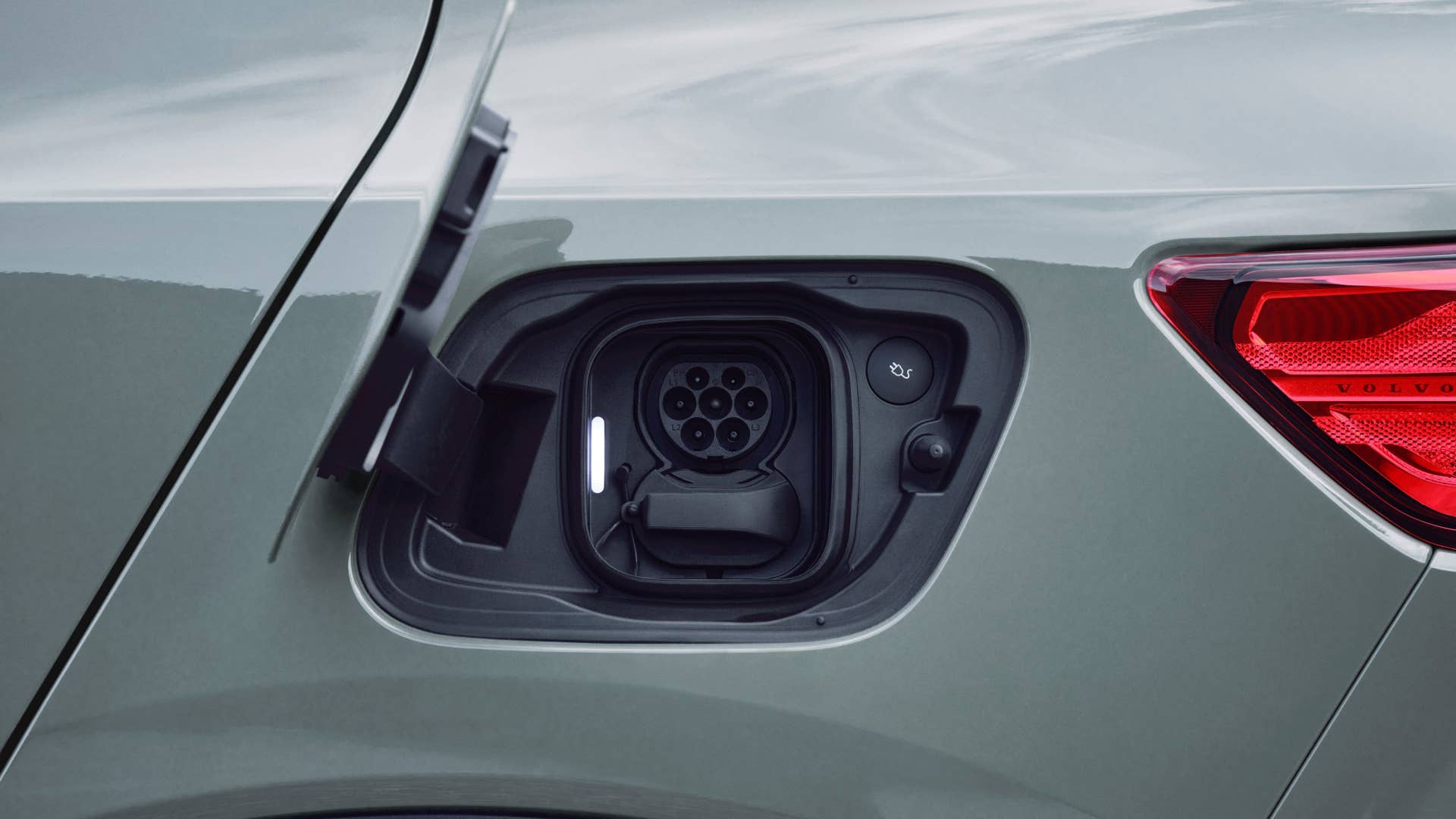XC40 Recharge Twin, Sage Green