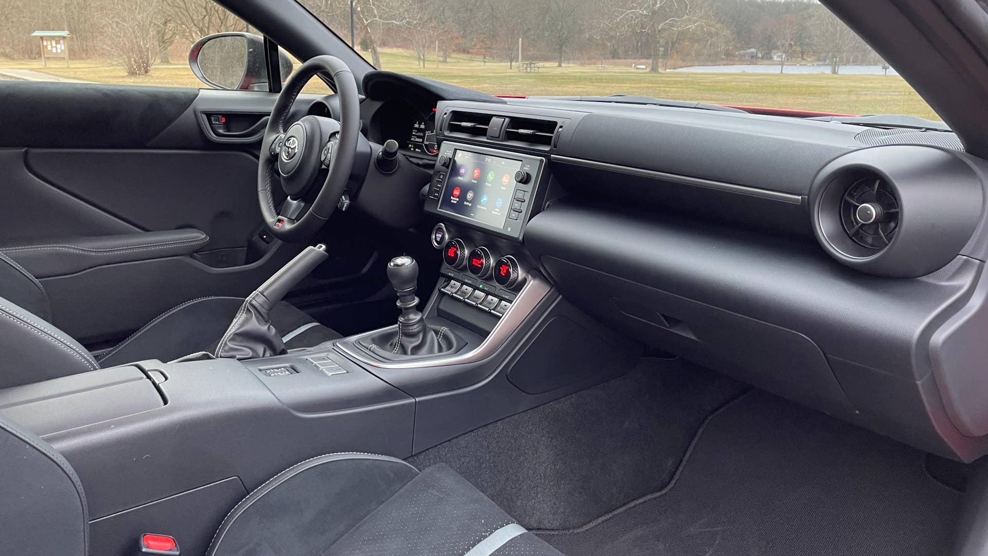 Toyota GR86 Interior Review: No glam, all go - Autoblog