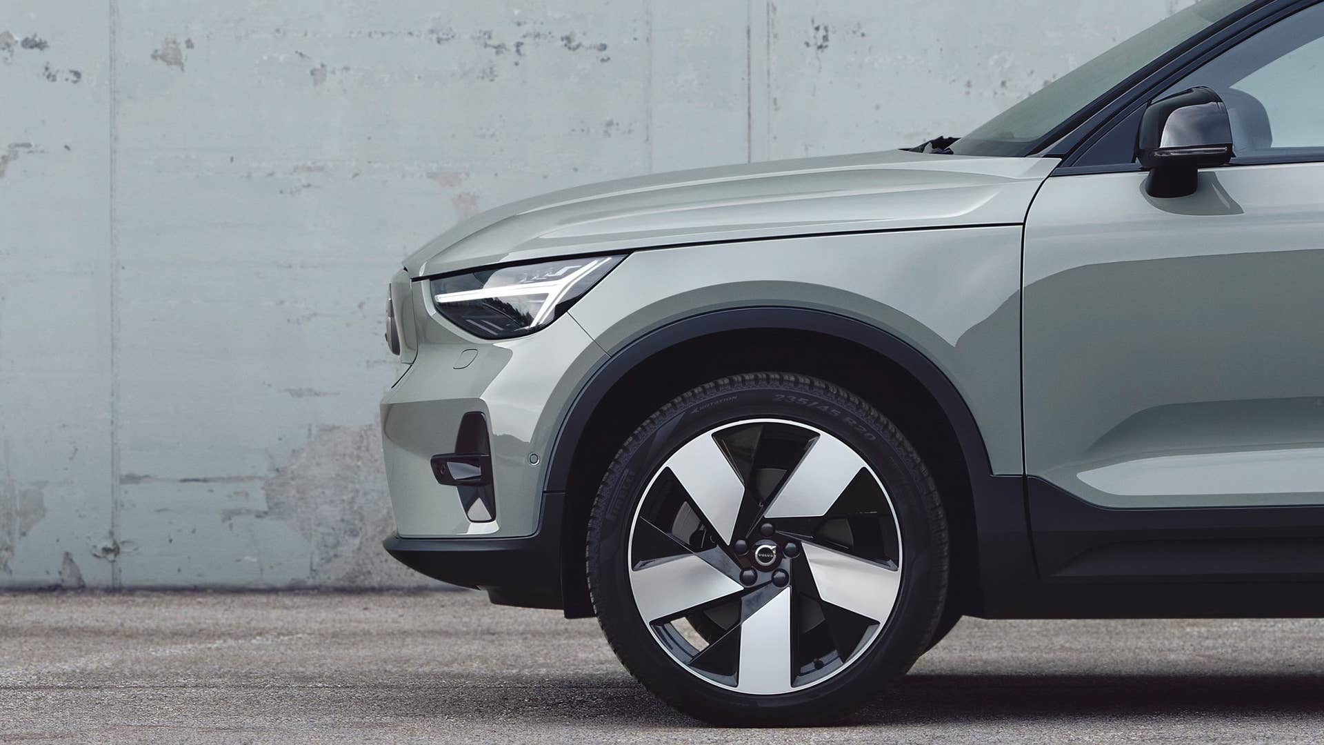 XC40 Recharge Twin, Sage Green
