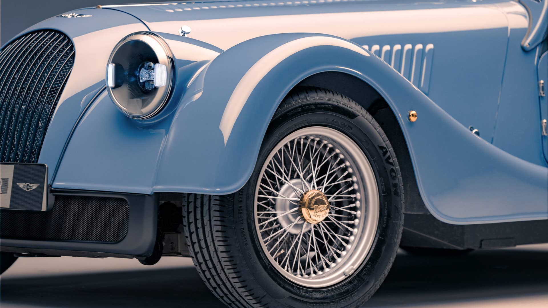 New but old: 2024 Morgan Plus Four's wooden frame merges with modernity ...