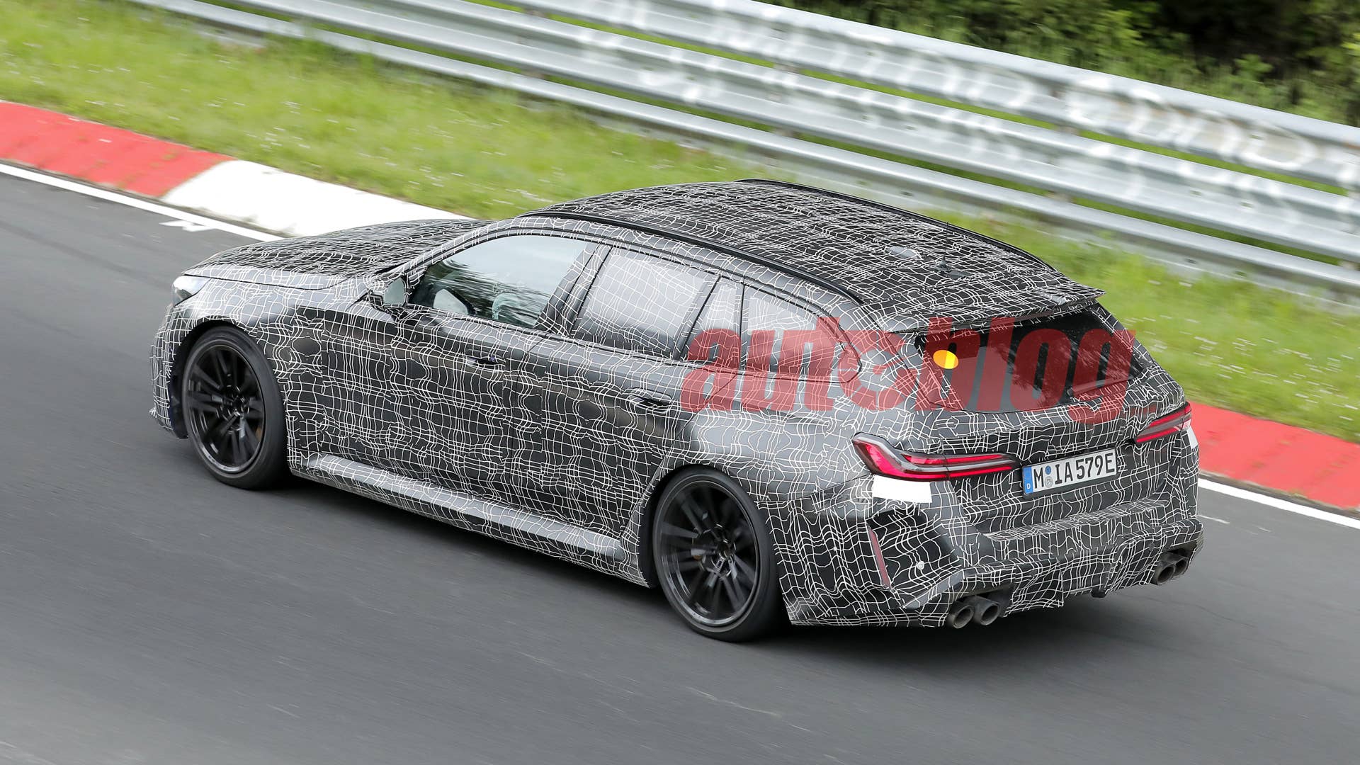 Spy-Shots of Cars - This image has been optimized for a calibrated screen with a Gamma of 2.2 and a colour temperature og 6500°K
