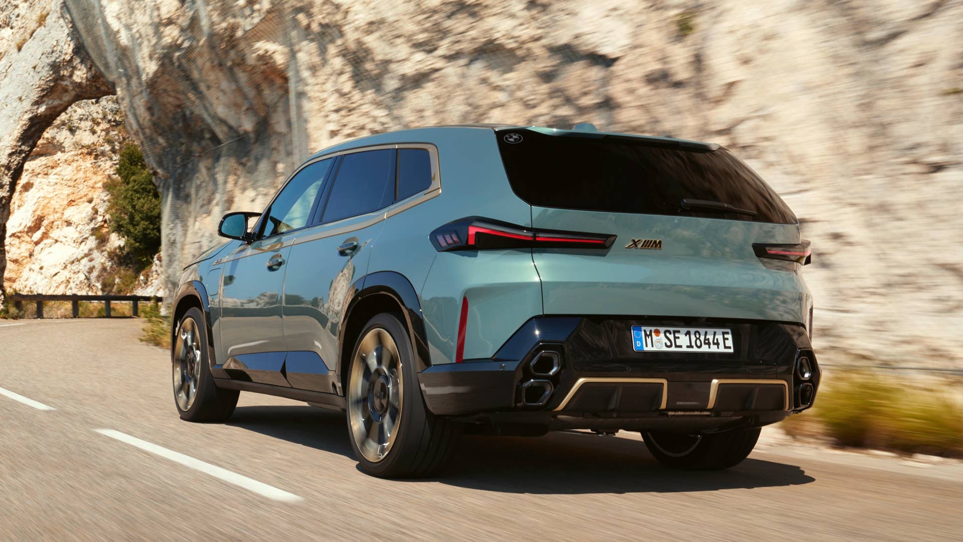 2023 BMW XM