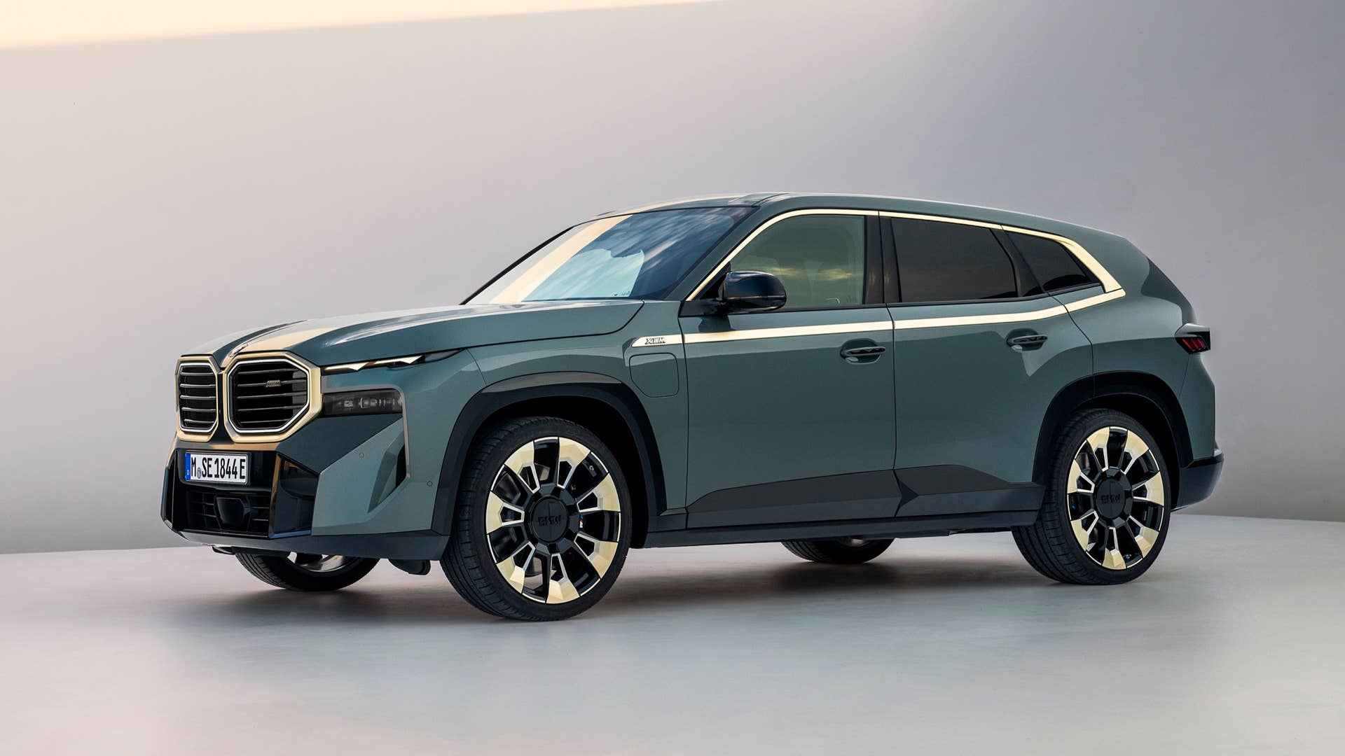 2023 BMW XM