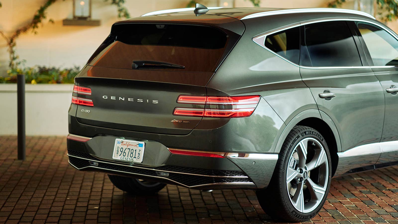 2025 Genesis GV80