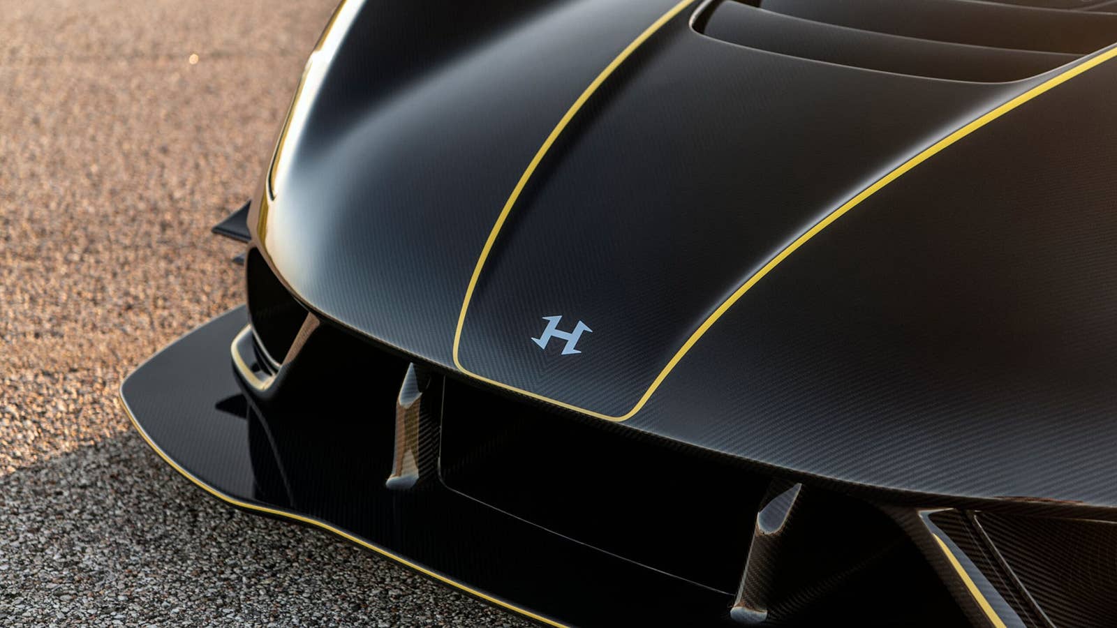 Hennessey Venom F5 Revolution Roadster