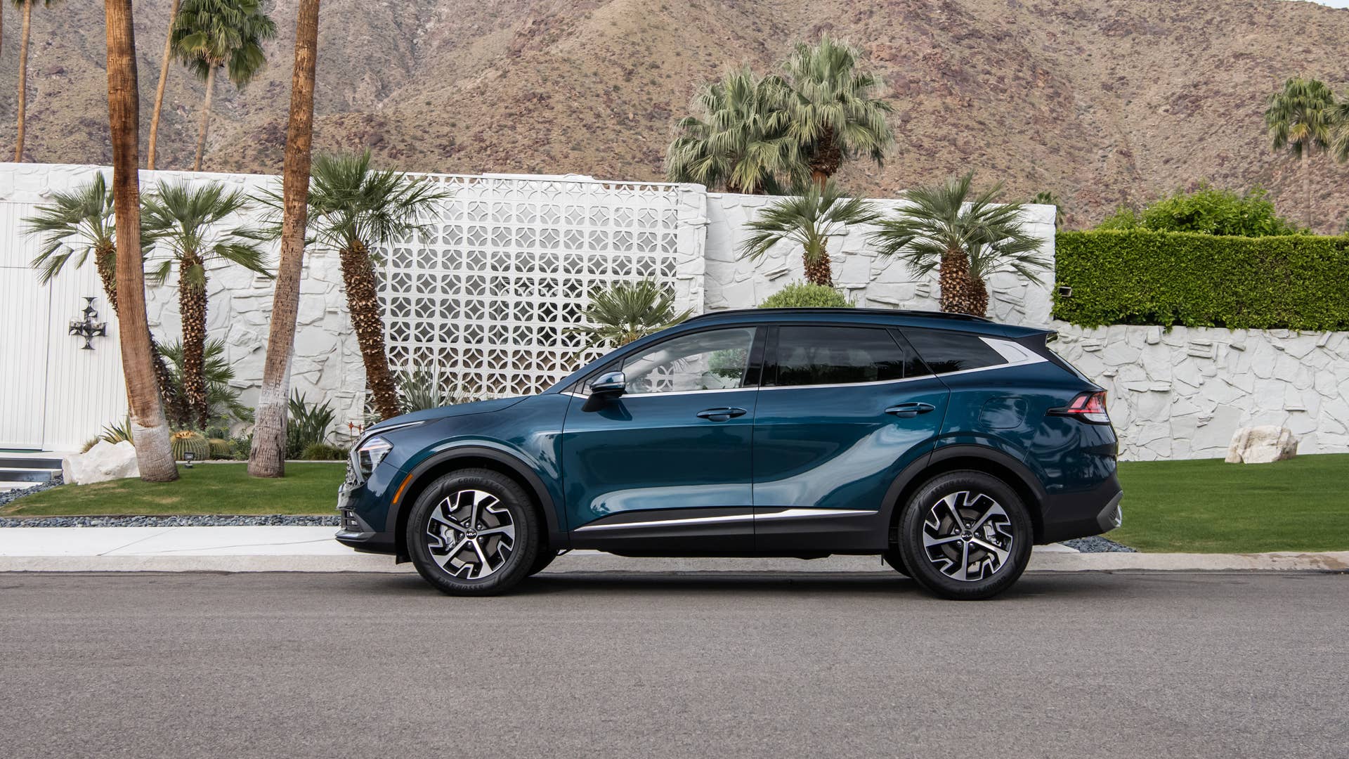 2023 Sportage HEV