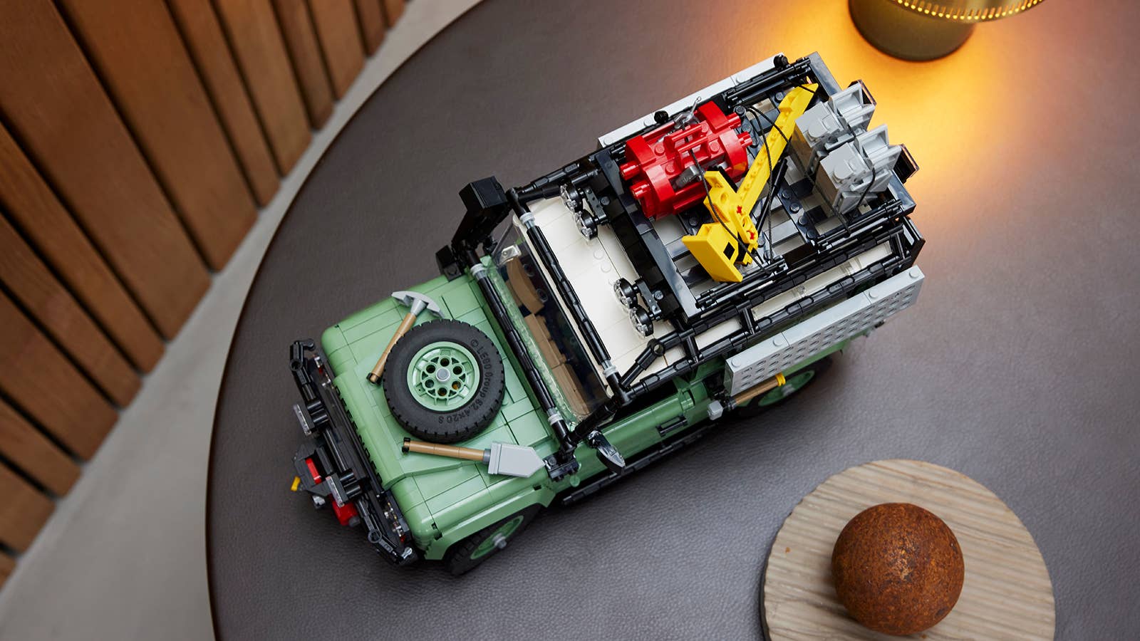 Lego releases a 2,336-piece Land Rover Defender 90 kit - Autoblog