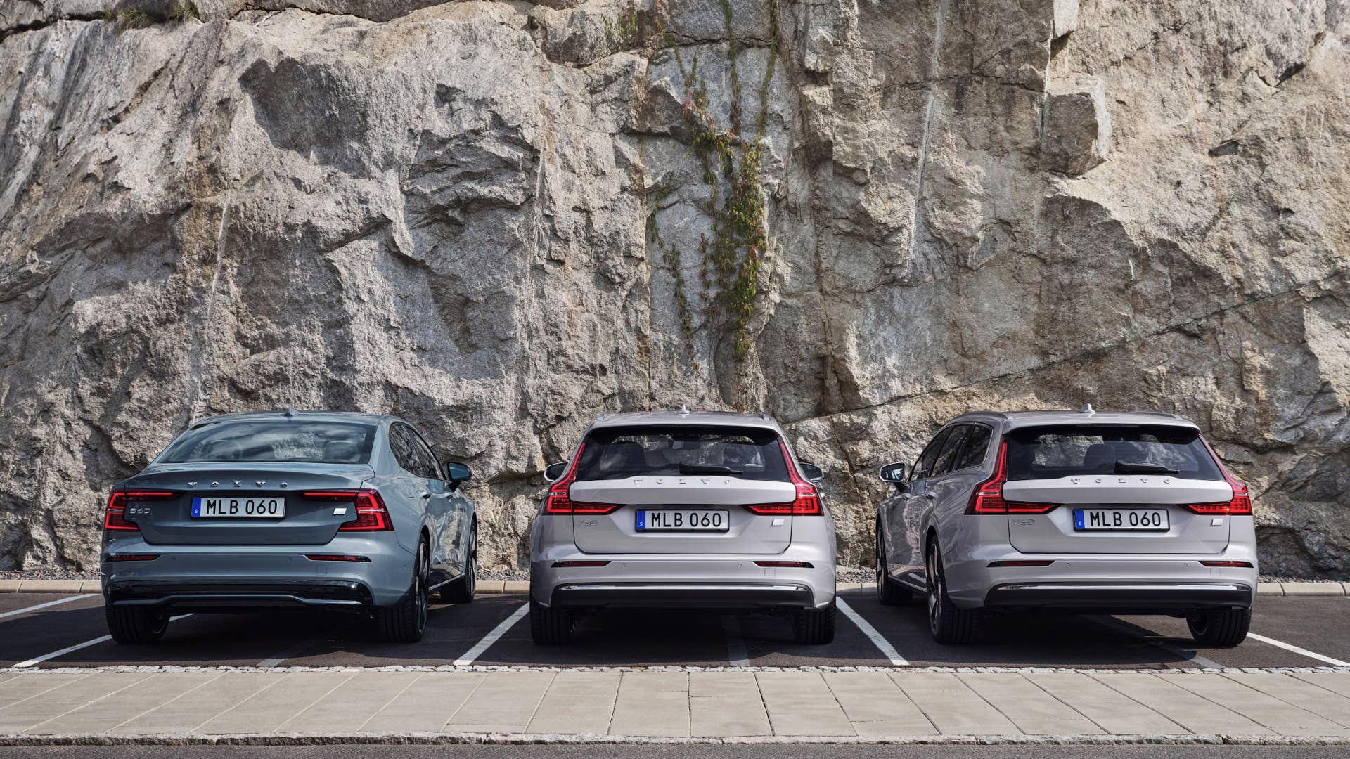 S60 Recharge, V60 Recharge and V60 Cross Country