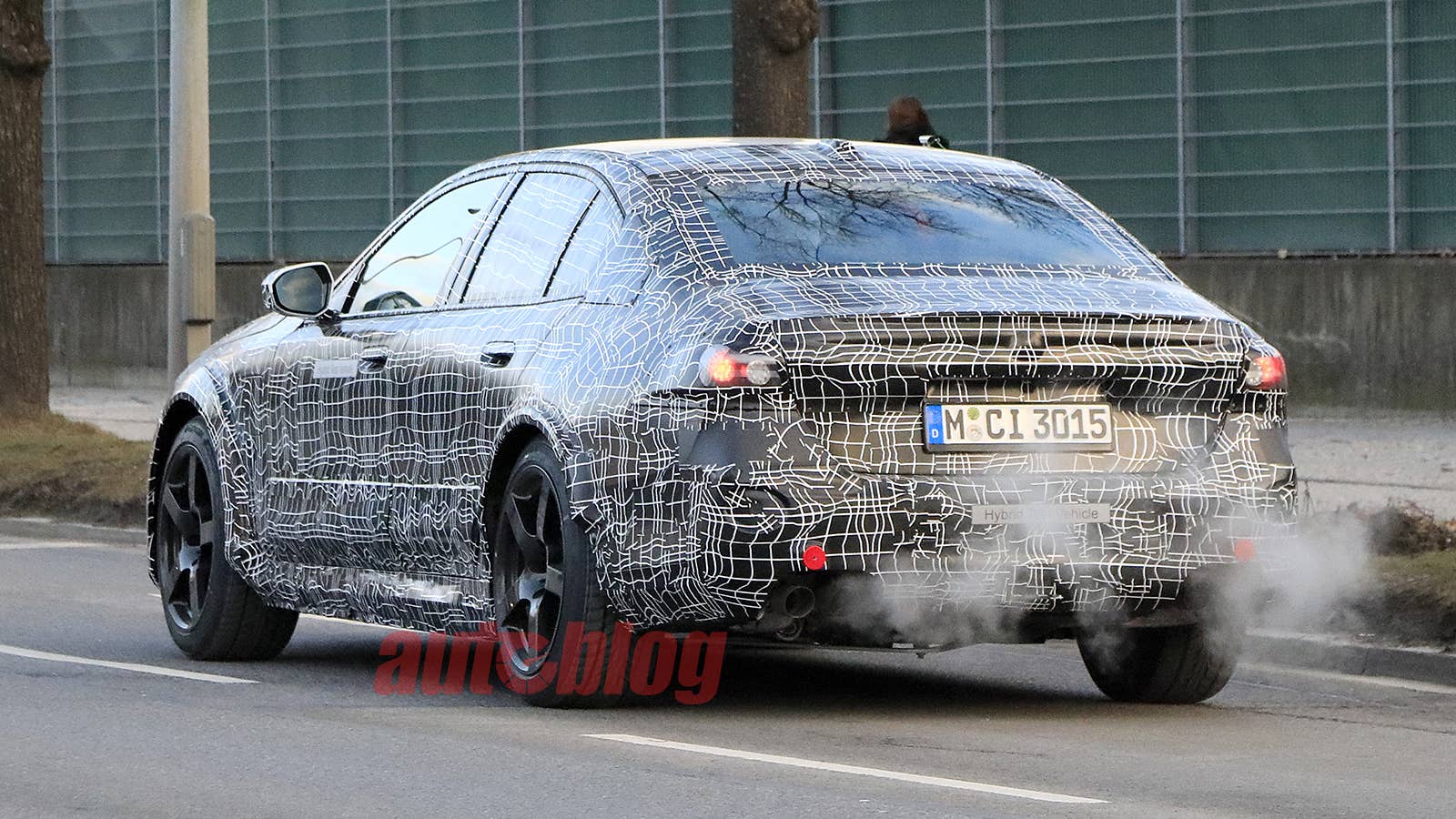 BMW M5 hybrid prototype