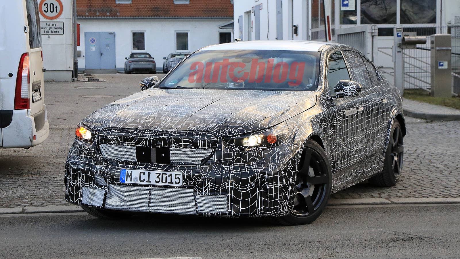 BMW M5 hybrid prototype