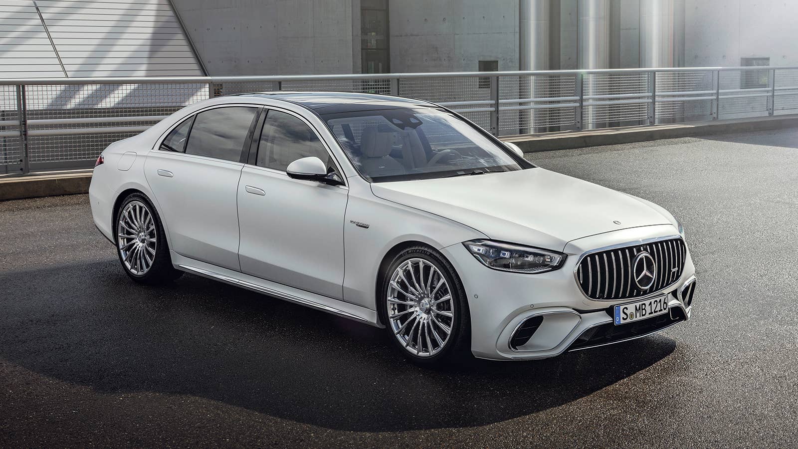 2024 Mercedes-AMG S 63 E Performance