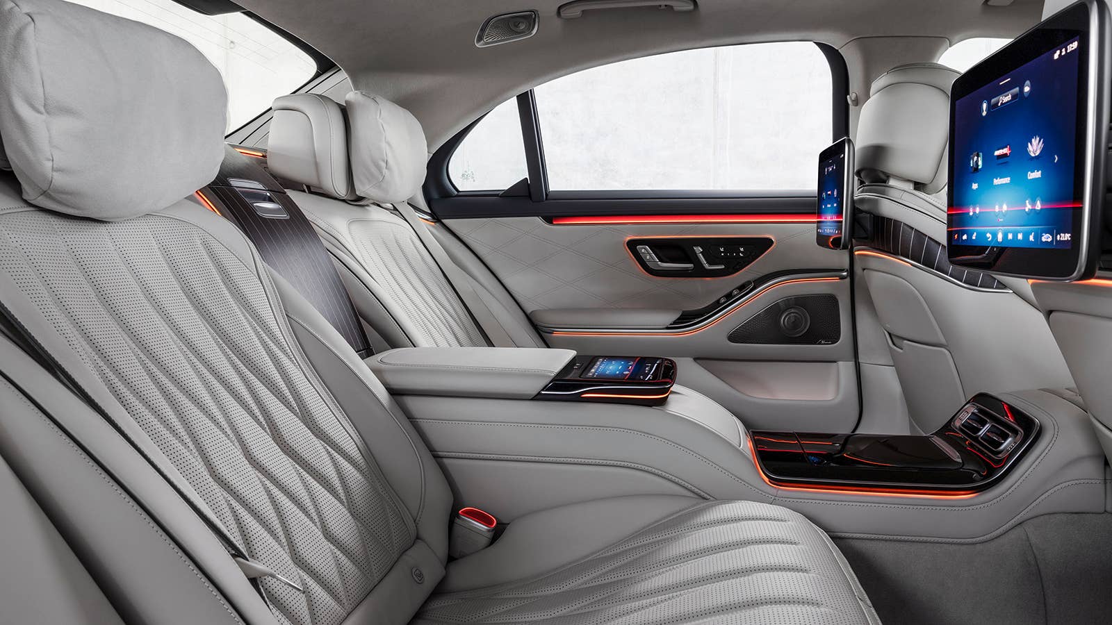 2024 Mercedes-AMG S 63 E Performance