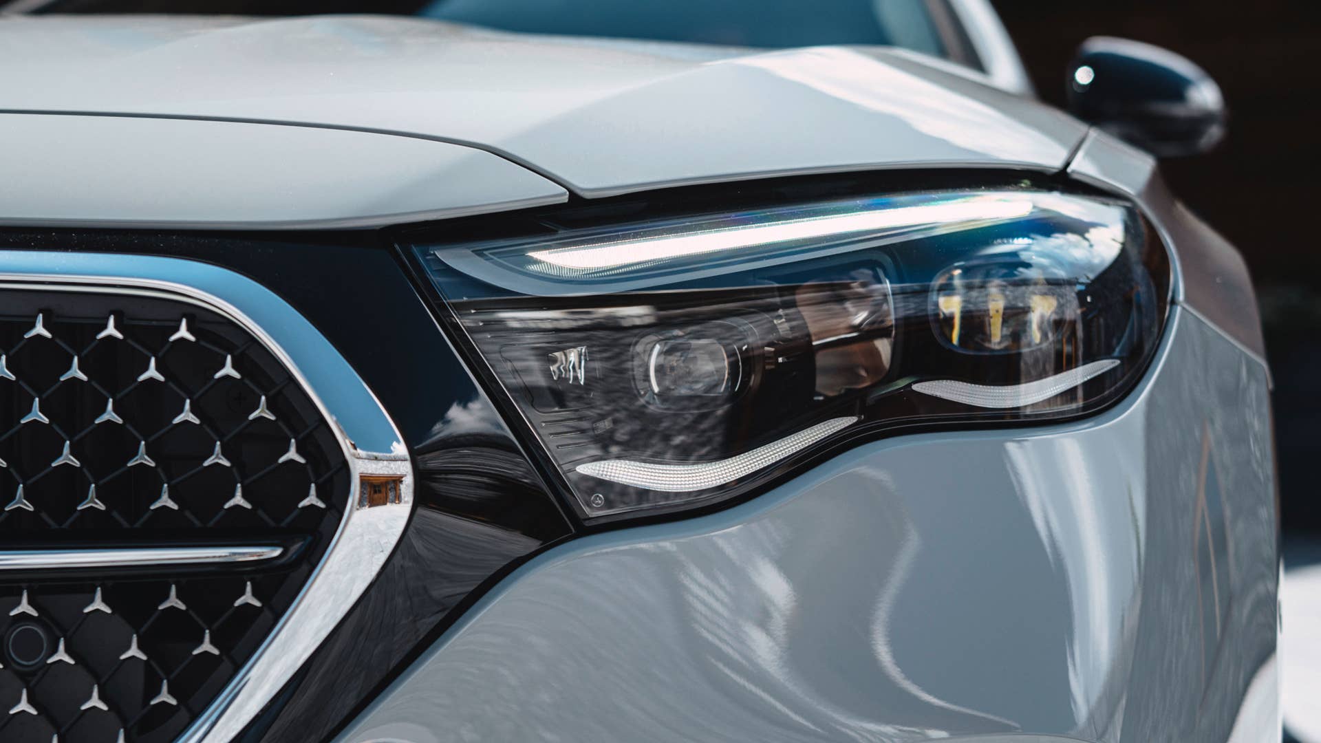 Mercedes-Benz E-Klasse T-Modell, AMG Line; Exterieur: MANUFAKTUR alpingrau; Interieur:  Nappaleder nevagrau/schwarz Mercedes-Benz E-Class Estate AMG line; exterior: MANUFACTURE alpin grey; interior: nappa leather neva grey/black