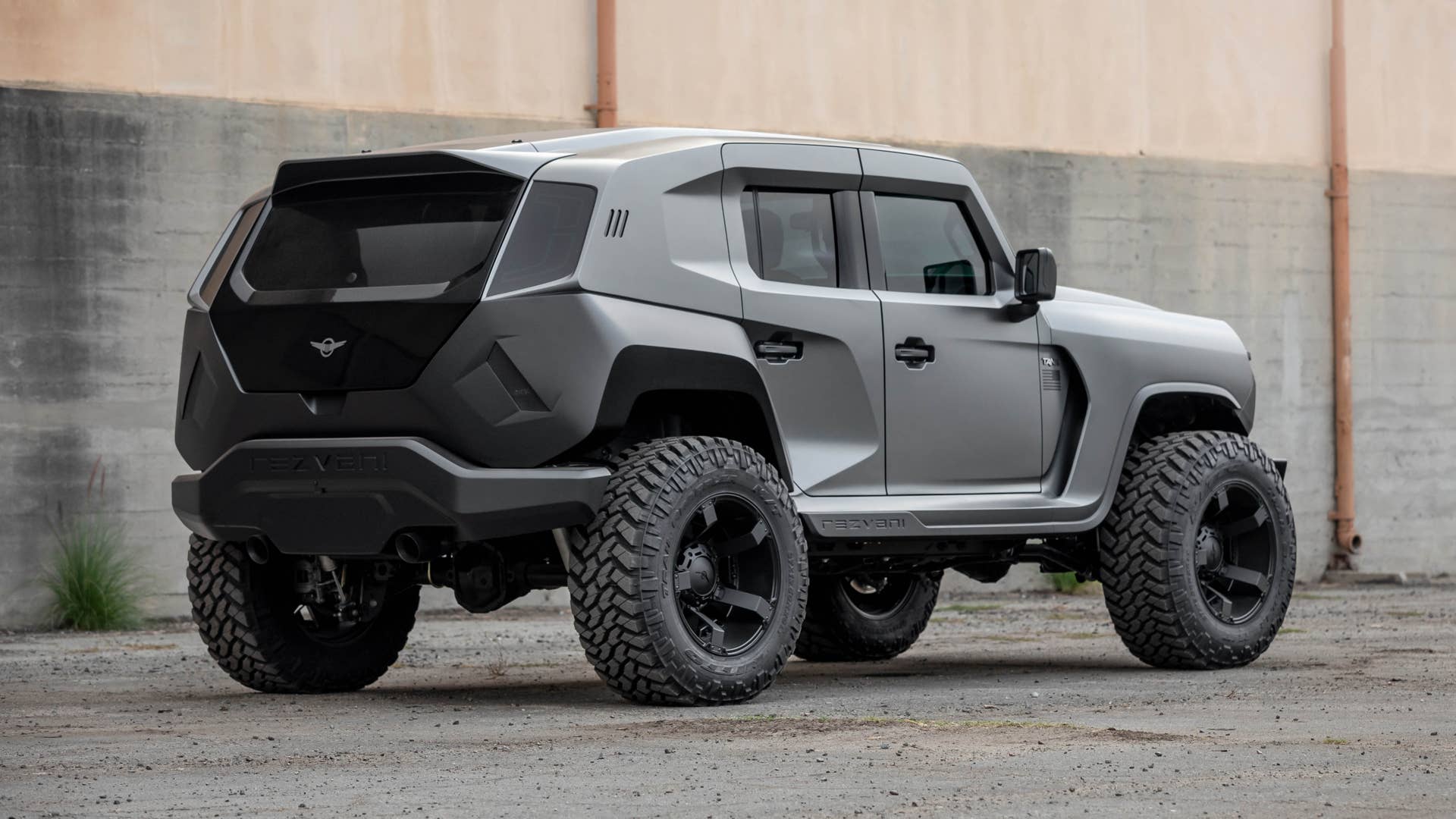 2020 Rezvani Tank exterior
