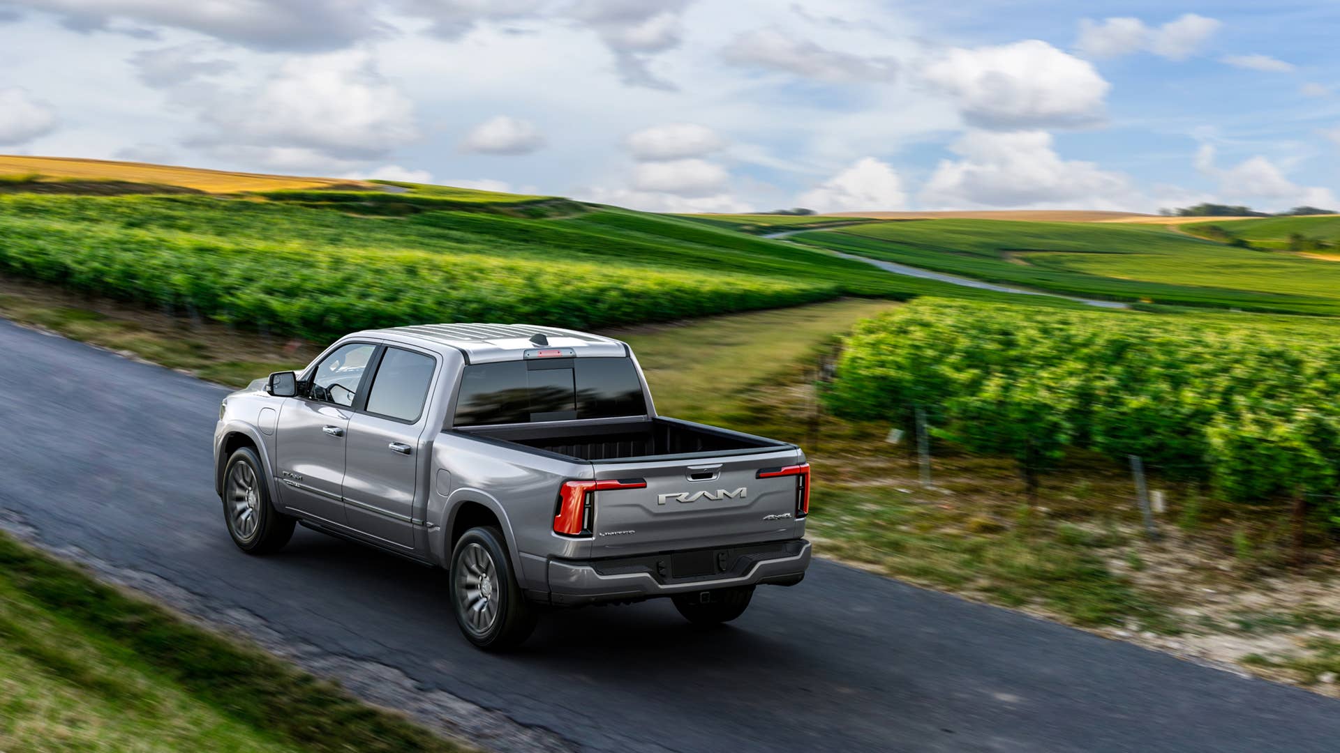 2025 Ram 1500 Ramcharger Limited