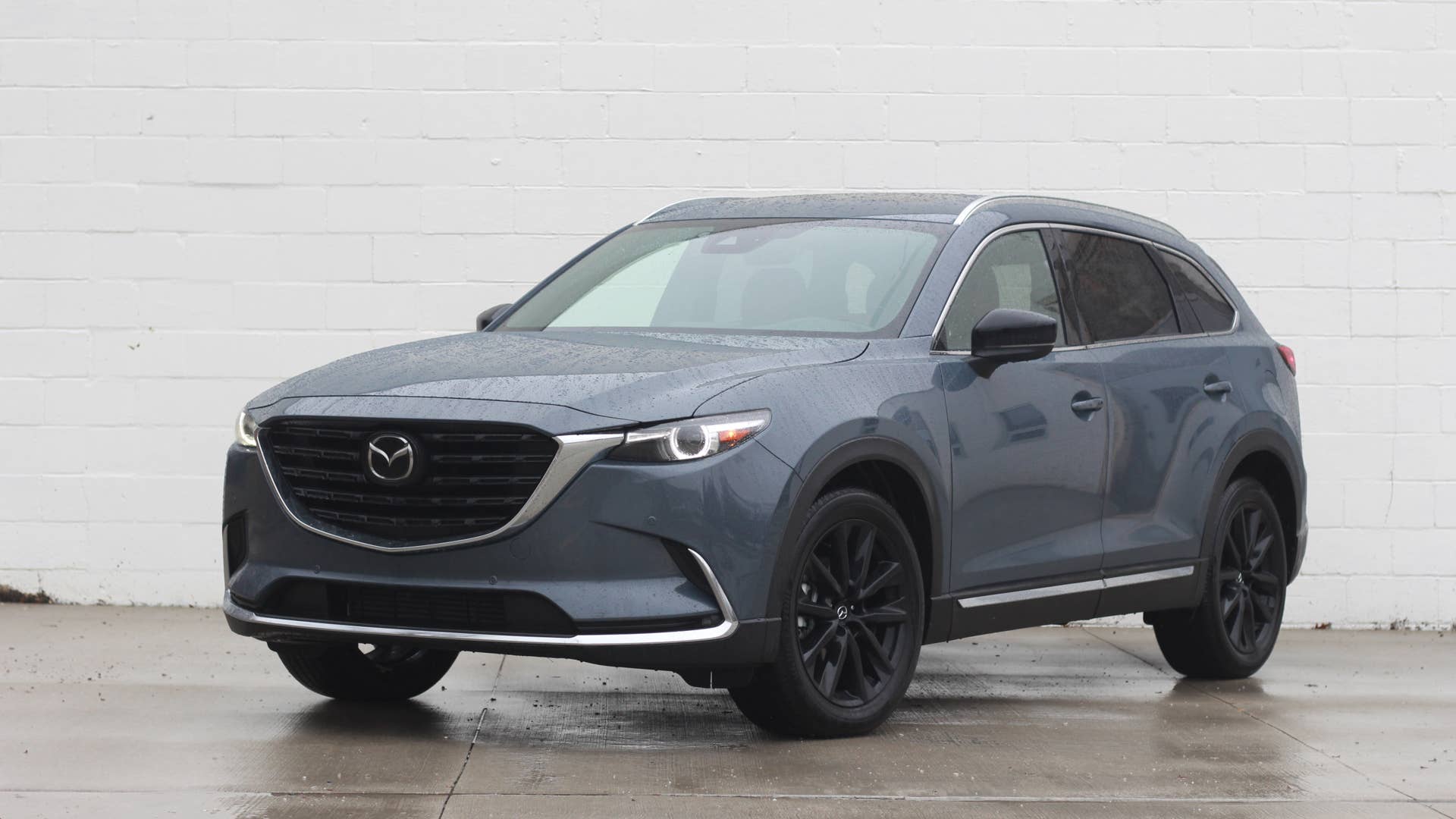 2023-mazda-cx-9-carbon-edition
