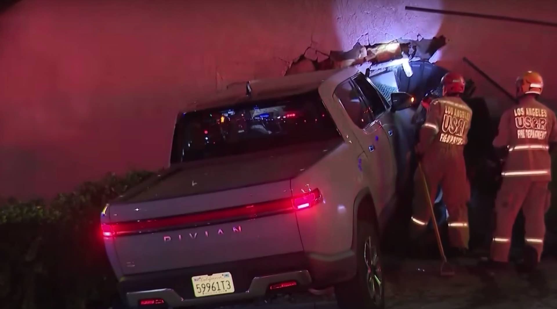 Alan Ruck's Rivian R1T crash due to unfamiliarity with tech, police say ...