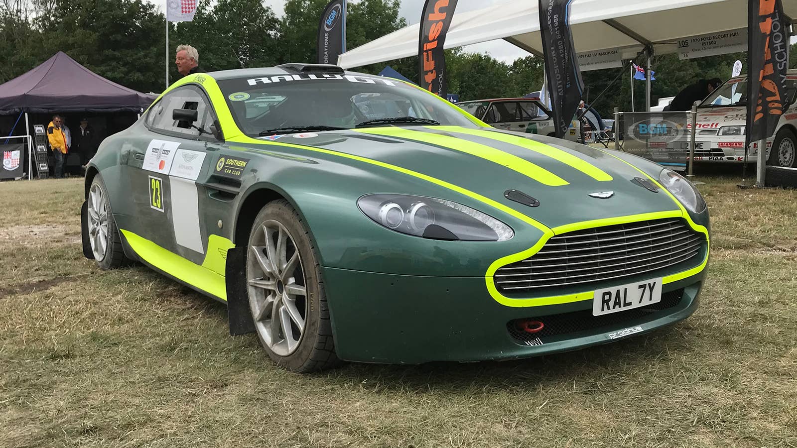 Aston Martin V8 Vantage