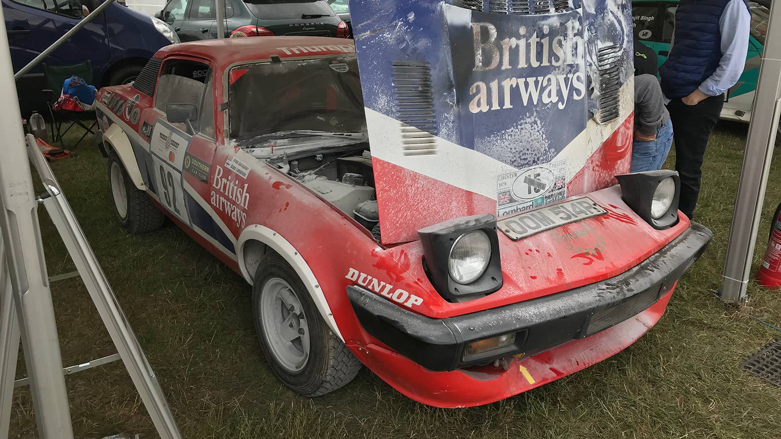 Triumph TR8