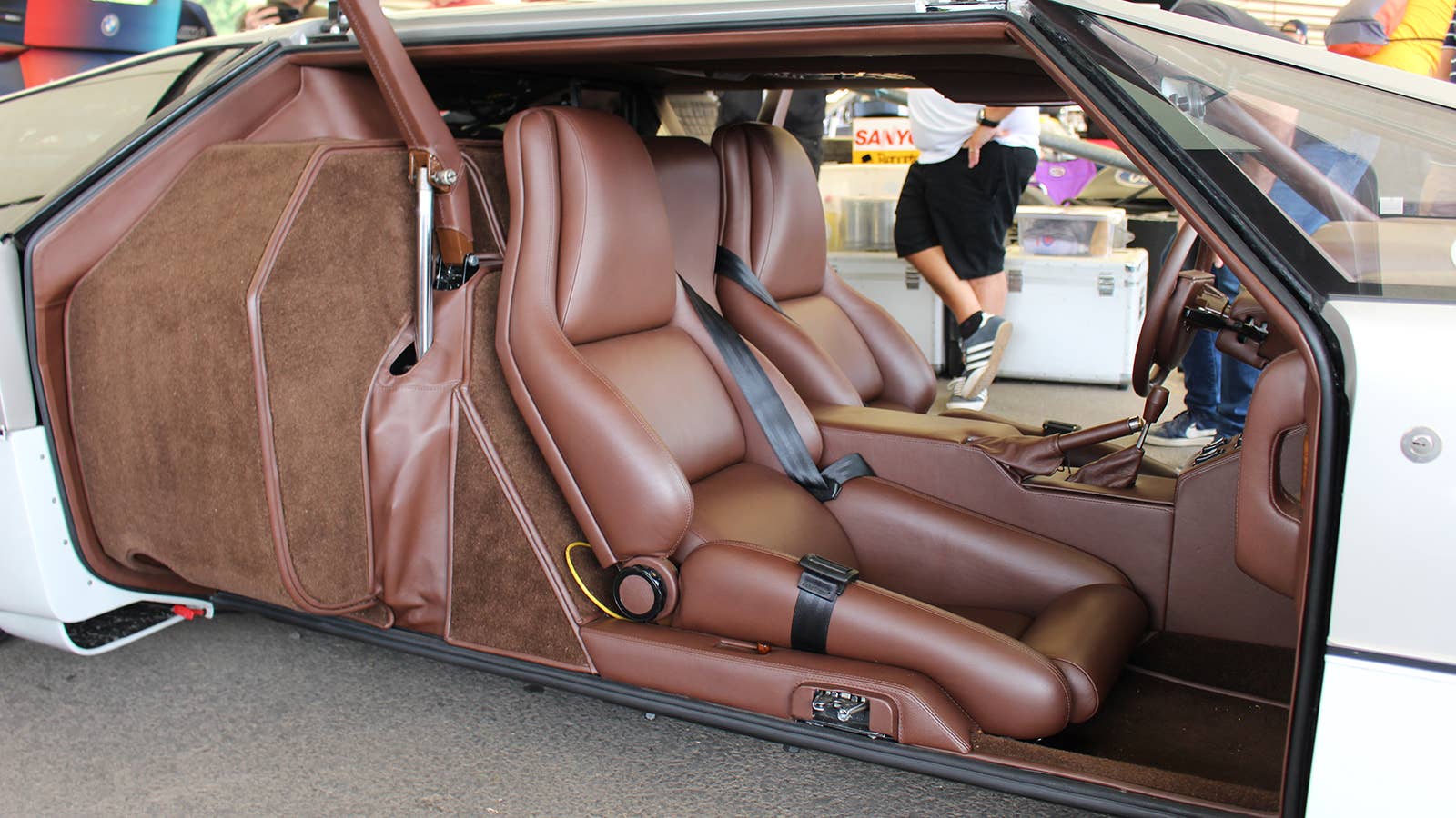 Aston Martin Bulldog